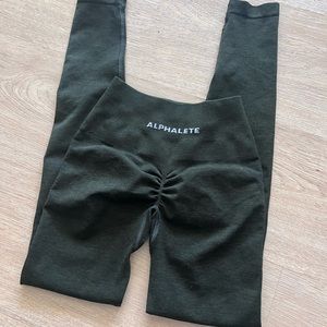 ALPHALETE LEGGINGS